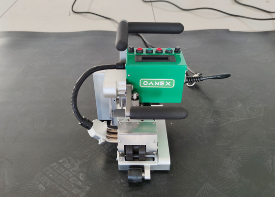 เครื่องปั่นผนังภูมิภาค PE PP สําหรับสระและที่เก็บขยะ