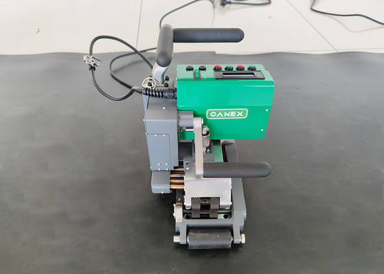 เครื่องเชื่อมแผ่นใยสังเคราะห์ 2100W กำลังสูง สำหรับแผ่นรองบ่อ HDPE หนา 0.8-3.0 มม.