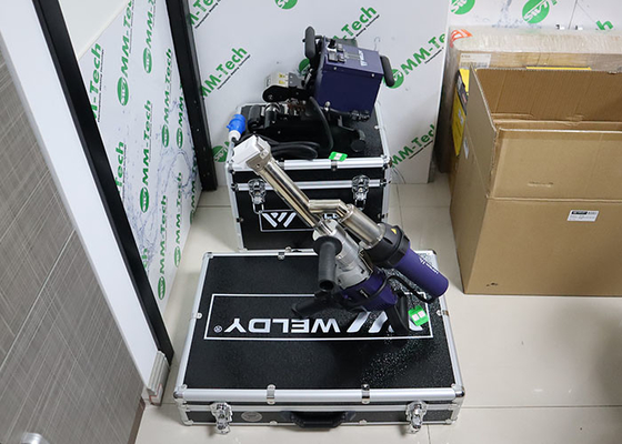 เครื่องเชื่อม Extrusion แบบมือถือ 3000W WELDY Booster EX3