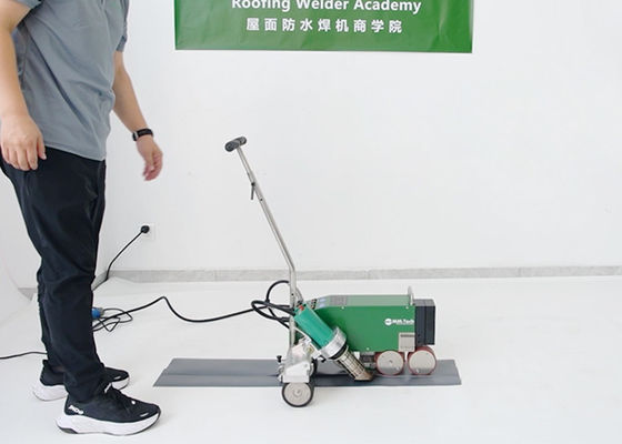 เครื่องเชื่อมโพลีเมอร์ PVC / TPO / CPE / EPDM รุ่น SWT-WP1