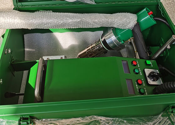 4.2KW SWT-MAT1 40mm Tpo เครื่องเชื่อมอากาศร้อน เครื่องเชื่อมอากาศร้อนสําหรับธง